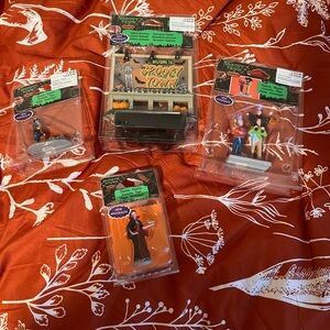 Spooky Town Halloween Figurines Set